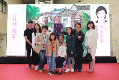 今年臺中市女性藝術家邀請展將於3月3日舉行開幕式,圖為去年開幕式榮景