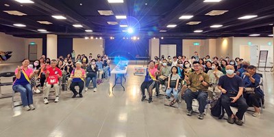 惡地文創-高雄田寮鄉崇德社區黃麻編織工藝復育振興經驗分享」座談會現場來賓大合照