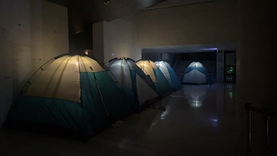 台中中山堂16日首度舉辦夜宿劇場活動,並以系列活動邀請民眾深刻感受藝文