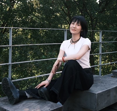 連俞涵為聽眾帶來一場關於閱讀、書寫與自我療癒的深度對話講座