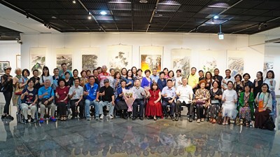 「華夏書畫協會會員聯展」中西技法融合動保意識,展出103件作品
