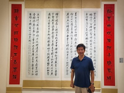 藝術家陳志聲詩辭書法展今起於大墩文化中心開展