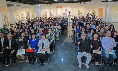 「怡然自得·浮生半日閒~臺中市自怡書畫學會會員聯展」展出140餘件精彩作品